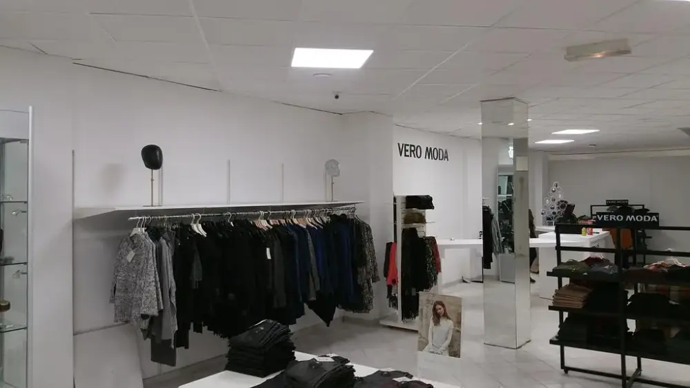 Commerce